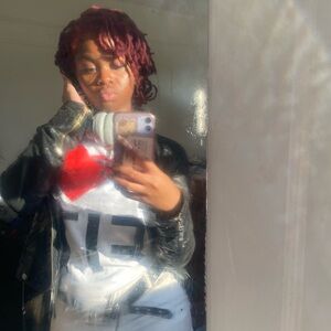 Meet your Posher, Leah